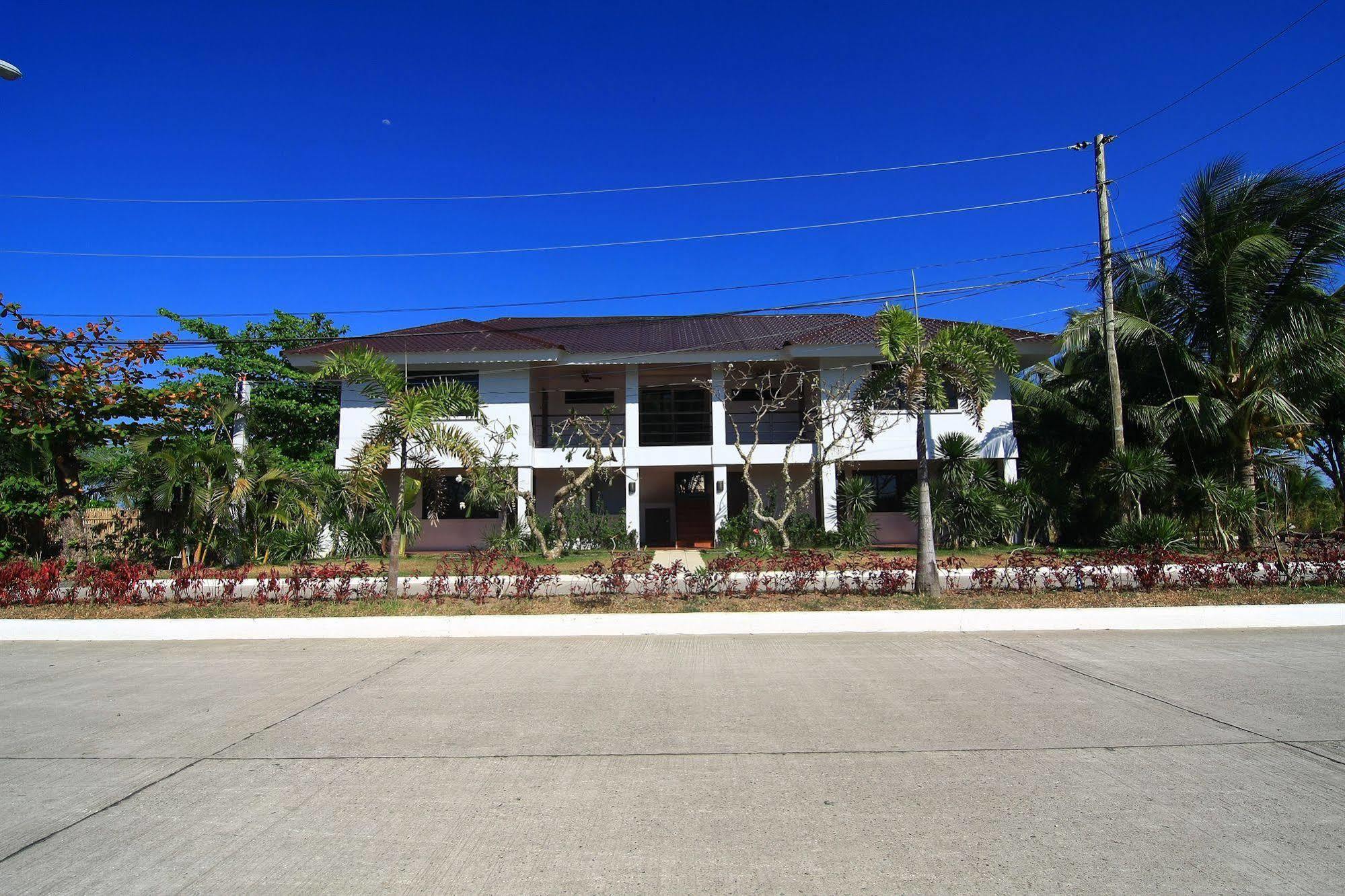 San Antonio Resort Roxas City Esterno foto